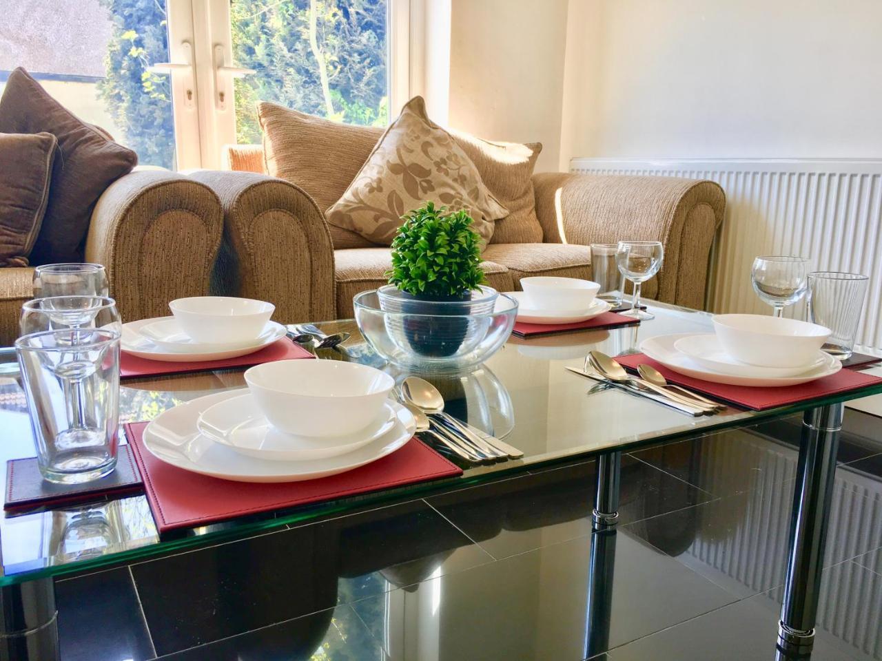 London 2 Bedroom Apartment, Kitchen, Reception And Private Garden Экстерьер фото