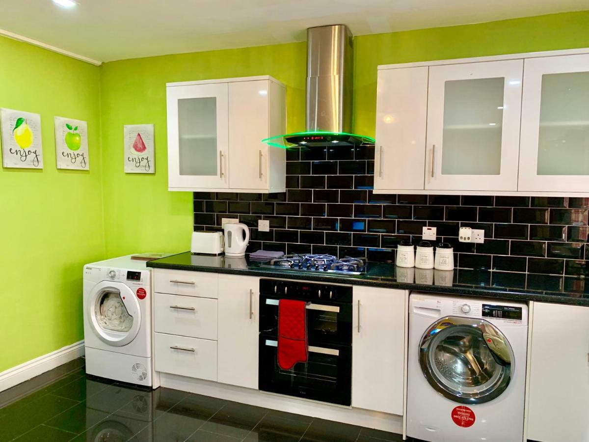 London 2 Bedroom Apartment, Kitchen, Reception And Private Garden Экстерьер фото