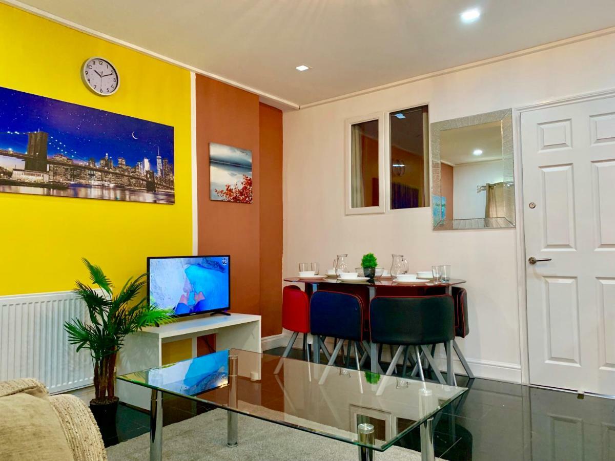 London 2 Bedroom Apartment, Kitchen, Reception And Private Garden Экстерьер фото