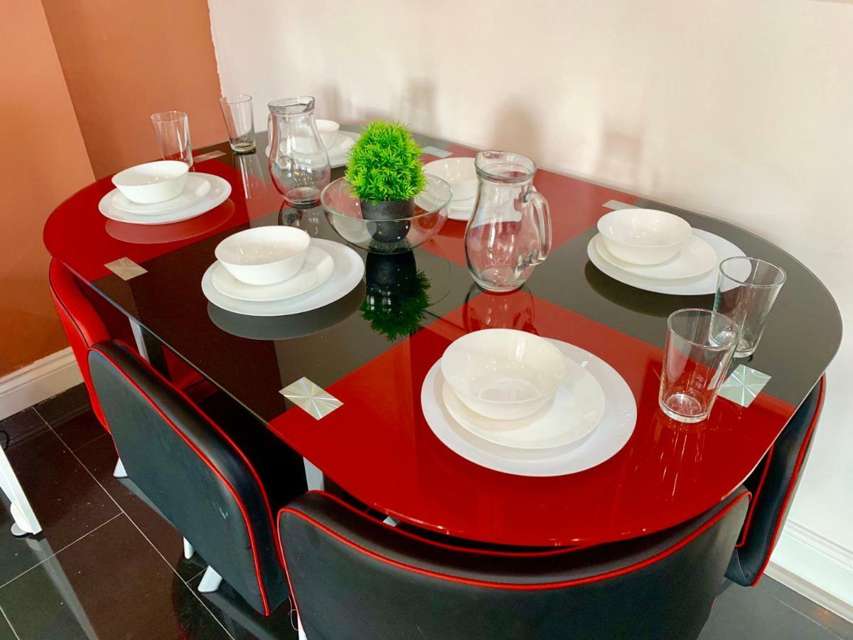 London 2 Bedroom Apartment, Kitchen, Reception And Private Garden Экстерьер фото