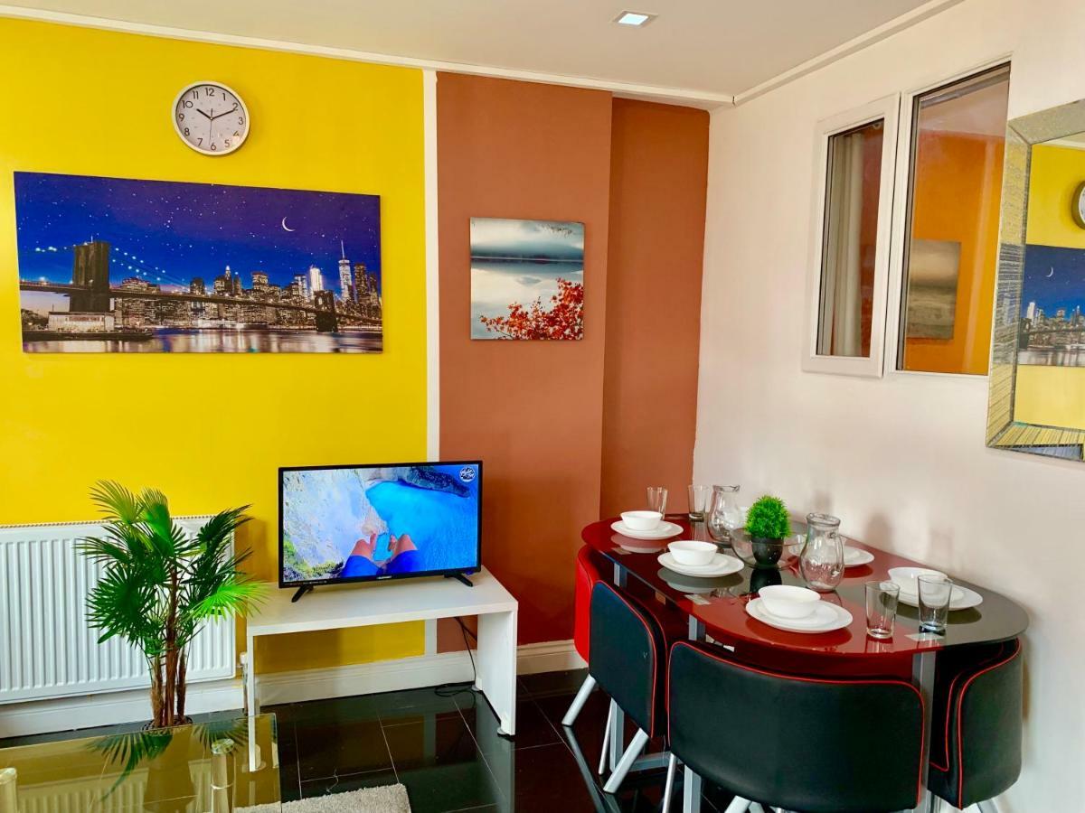 London 2 Bedroom Apartment, Kitchen, Reception And Private Garden Экстерьер фото